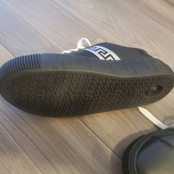 Mens Authentic Versace Shoes - Picture 3 of 5